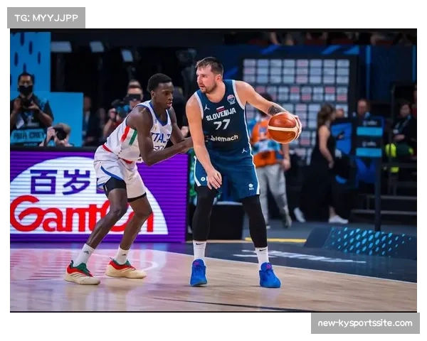 东契奇三分手感不佳 14投仅2中仍砍29分